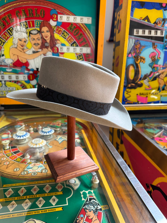 "Electric Hat Boogaloo" - 7 1/8